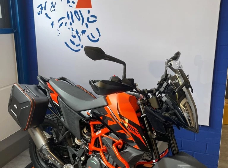 Umbgebautes Motorrad KTM 390 Adventure SW Bild 1: Umbgebautes Motorrad KTM 390 Adventure SW