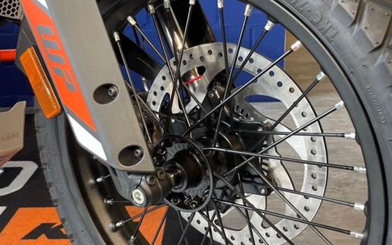 Umgebautes Motorrad KTM 390 Adventure SW von Motorrad-Molitor GmbH - Bild 4 Umgebautes Motorrad KTM 390 Adventure SW von Motorrad-Molitor GmbH - Bild 4