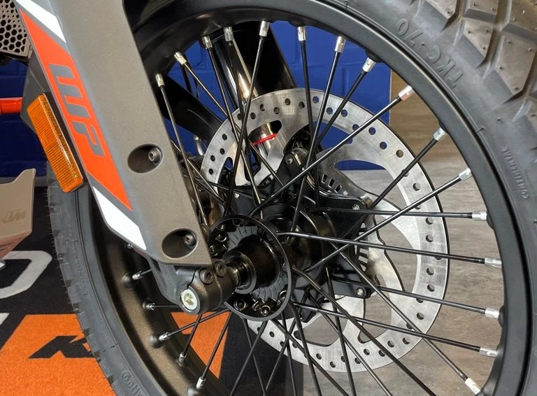 Umbgebautes Motorrad KTM 390 Adventure SW Bild 4: Umbgebautes Motorrad KTM 390 Adventure SW