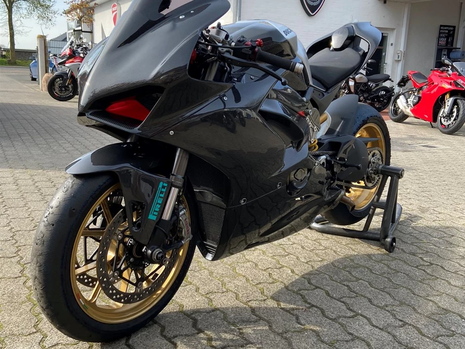 Rebuilt motorbike Ducati Panigale V4 S Bild 1: Rebuilt motorbike Ducati Panigale V4 S