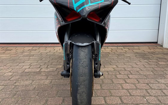 Umgebautes Motorrad Ducati Panigale V4 S von Claus Carstens Zweiradhandel - Bild 9 Umgebautes Motorrad Ducati Panigale V4 S von Claus Carstens Zweiradhandel - Bild 9