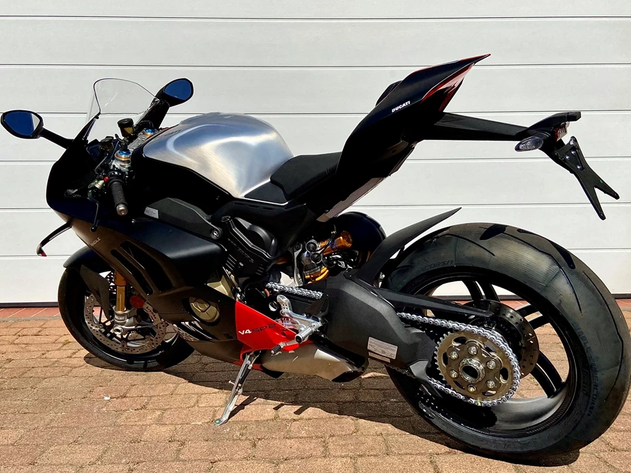 Rebuilt motorbike Ducati Panigale V4 SP2 Bild 5: Rebuilt motorbike Ducati Panigale V4 SP2