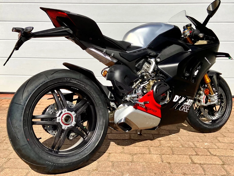 Rebuilt motorbike Ducati Panigale V4 SP2 Bild 6: Rebuilt motorbike Ducati Panigale V4 SP2