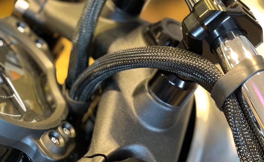 Umbgebautes Motorrad Triumph Bonneville Bobber Bild 18: Umbgebautes Motorrad Triumph Bonneville Bobber