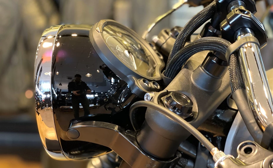 Umbgebautes Motorrad Triumph Bonneville Bobber Bild 19: Umbgebautes Motorrad Triumph Bonneville Bobber