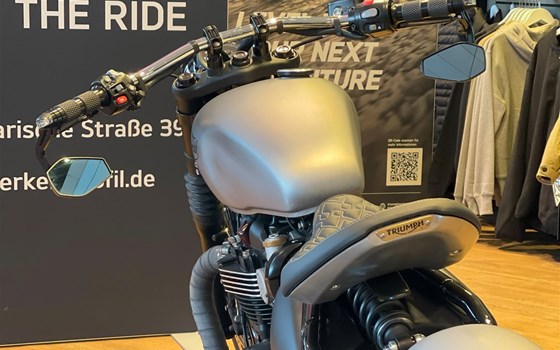 Umgebautes Motorrad Triumph Bonneville Bobber von Stärker-Profil GmbH - Bild 20 Umgebautes Motorrad Triumph Bonneville Bobber von Stärker-Profil GmbH - Bild 20