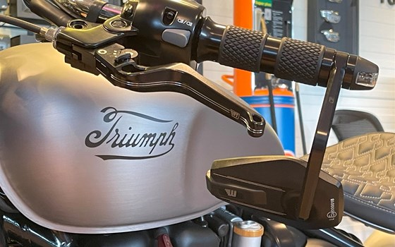Umgebautes Motorrad Triumph Bonneville Bobber von Stärker-Profil GmbH - Bild 22 Umgebautes Motorrad Triumph Bonneville Bobber von Stärker-Profil GmbH - Bild 22