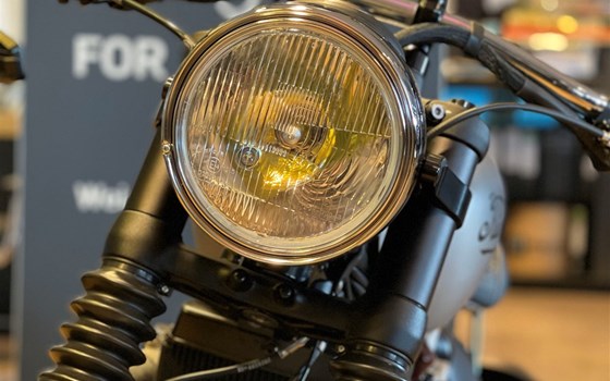 Umgebautes Motorrad Triumph Bonneville Bobber von Stärker-Profil GmbH - Bild 4 Umgebautes Motorrad Triumph Bonneville Bobber von Stärker-Profil GmbH - Bild 4