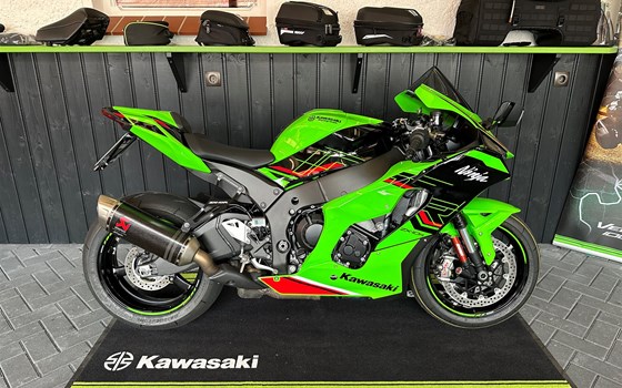 Umgebautes Motorrad Kawasaki Ninja ZX-10R von Hartmut Eils Motorradhandel - Bild 2 Umgebautes Motorrad Kawasaki Ninja ZX-10R von Hartmut Eils Motorradhandel - Bild 2