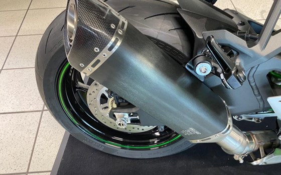 Umgebautes Motorrad Kawasaki Z H2 SE von Team Wahlers GmbH - Bild 2 Umgebautes Motorrad Kawasaki Z H2 SE von Team Wahlers GmbH - Bild 2