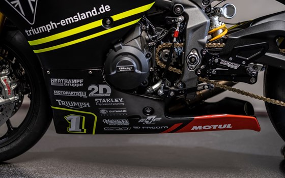 Umgebautes Motorrad Triumph Street Triple 765 R von Triumph Emsland - Hertrampf Racing - Bild 7 Umgebautes Motorrad Triumph Street Triple 765 R von Triumph Emsland - Hertrampf Racing - Bild 7