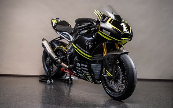 Umgebautes Motorrad Triumph Street Triple 765 R von Triumph Emsland - Hertrampf Racing - Bild 10 Umgebautes Motorrad Triumph Street Triple 765 R von Triumph Emsland - Hertrampf Racing - Bild 10