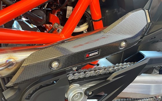 Umgebautes Motorrad KTM 690 SMC R von Motorrad-Molitor GmbH - Bild 5 Umgebautes Motorrad KTM 690 SMC R von Motorrad-Molitor GmbH - Bild 5