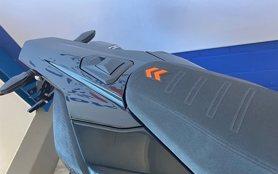 Umgebautes Motorrad KTM 690 SMC R von Motorrad-Molitor GmbH - Bild 7 Umgebautes Motorrad KTM 690 SMC R von Motorrad-Molitor GmbH - Bild 7