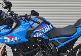 Suzuki GSX-8S