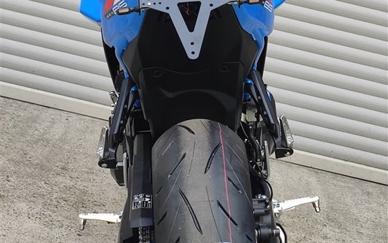 Umgebautes Motorrad Suzuki GSX-8S von H&K Motorsport - Bild 5 Umgebautes Motorrad Suzuki GSX-8S von H&K Motorsport - Bild 5
