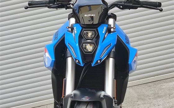 Umgebautes Motorrad Suzuki GSX-8S von H&K Motorsport - Bild 6 Umgebautes Motorrad Suzuki GSX-8S von H&K Motorsport - Bild 6