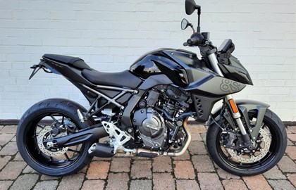 Suzuki GSX-8S Custom Bike Suzuki GSX-8S Custom Bike