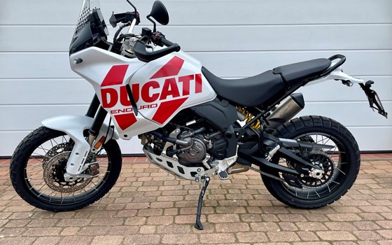 Umgebautes Motorrad Ducati DesertX von Claus Carstens Zweiradhandel - Bild 3 Umgebautes Motorrad Ducati DesertX von Claus Carstens Zweiradhandel - Bild 3