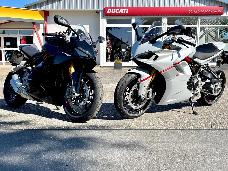 Rebuilt motorbike Ducati SuperSport 950 S Bild 2: Rebuilt motorbike Ducati SuperSport 950 S