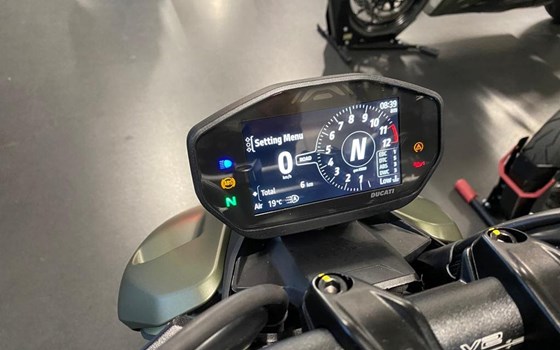 Umgebautes Motorrad Ducati Streetfighter V2 von Team Wahlers GmbH - Bild 9 Umgebautes Motorrad Ducati Streetfighter V2 von Team Wahlers GmbH - Bild 9