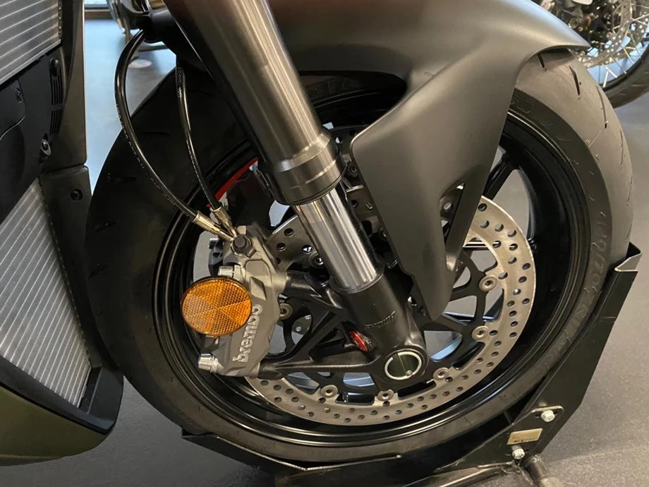 Umbgebautes Motorrad Ducati Streetfighter V2 Bild 14: Umbgebautes Motorrad Ducati Streetfighter V2