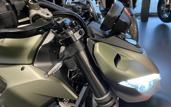 Umgebautes Motorrad Ducati Streetfighter V2 von Team Wahlers GmbH - Bild 18 Umgebautes Motorrad Ducati Streetfighter V2 von Team Wahlers GmbH - Bild 18