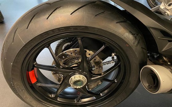 Umgebautes Motorrad Ducati Streetfighter V2 von Team Wahlers GmbH - Bild 19 Umgebautes Motorrad Ducati Streetfighter V2 von Team Wahlers GmbH - Bild 19