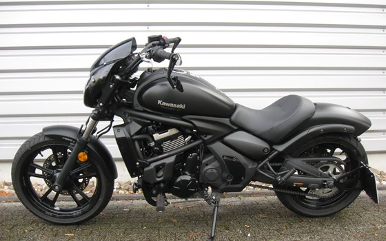 Umgebautes Motorrad Kawasaki Vulcan S von Alfred Kührer Moto-Service u. Zubehör - Bild 2 Umgebautes Motorrad Kawasaki Vulcan S von Alfred Kührer Moto-Service u. Zubehör - Bild 2