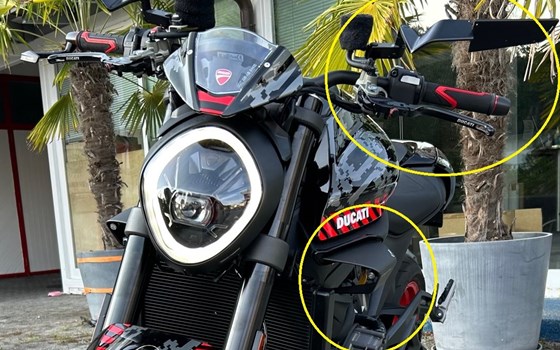 Umgebautes Motorrad Ducati Monster + von Motorrad-Center Mähr - Bild 2 Umgebautes Motorrad Ducati Monster + von Motorrad-Center Mähr - Bild 2