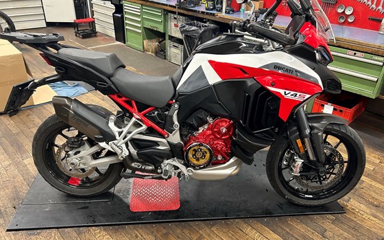 Umgebautes Motorrad Ducati Multistrada V4 S Sport von Motorrad-Center Mähr - Bild 3 Umgebautes Motorrad Ducati Multistrada V4 S Sport von Motorrad-Center Mähr - Bild 3