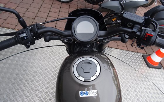 Umgebautes Motorrad Honda CMX500 Rebel von Zweiradtechnik Jörg Schlieter - Bild 5 Umgebautes Motorrad Honda CMX500 Rebel von Zweiradtechnik Jörg Schlieter - Bild 5