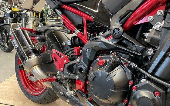 Umgebautes Motorrad Kawasaki Z900 von Warm Up Zweiradtechnik GmbH - Bild 10 Umgebautes Motorrad Kawasaki Z900 von Warm Up Zweiradtechnik GmbH - Bild 10