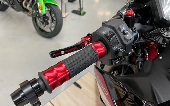 Umgebautes Motorrad Kawasaki Z900 von Warm Up Zweiradtechnik GmbH - Bild 7 Umgebautes Motorrad Kawasaki Z900 von Warm Up Zweiradtechnik GmbH - Bild 7