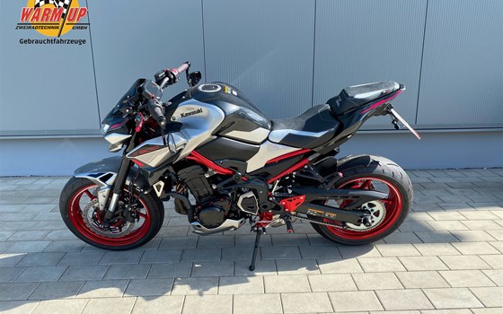 Umgebautes Motorrad Kawasaki Z900 von Warm Up Zweiradtechnik GmbH - Bild 5 Umgebautes Motorrad Kawasaki Z900 von Warm Up Zweiradtechnik GmbH - Bild 5