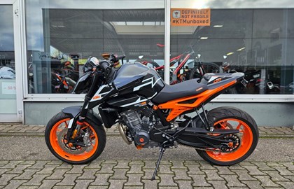 KTM 890 Duke GP Custom Bike