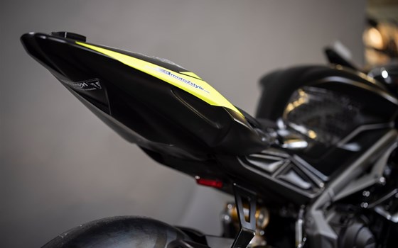 Umgebautes Motorrad Triumph Street Triple 765 R von Triumph Emsland - Hertrampf Racing - Bild 14 Umgebautes Motorrad Triumph Street Triple 765 R von Triumph Emsland - Hertrampf Racing - Bild 14