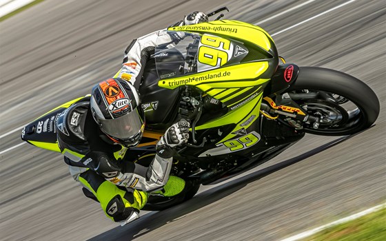 Umgebautes Motorrad Triumph Street Triple 765 R von Triumph Emsland - Hertrampf Racing - Bild 9 Umgebautes Motorrad Triumph Street Triple 765 R von Triumph Emsland - Hertrampf Racing - Bild 9