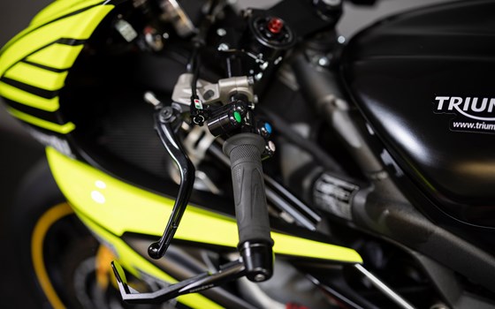 Umgebautes Motorrad Triumph Street Triple 765 R von Triumph Emsland - Hertrampf Racing - Bild 22 Umgebautes Motorrad Triumph Street Triple 765 R von Triumph Emsland - Hertrampf Racing - Bild 22