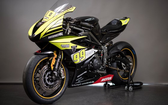 Umgebautes Motorrad Triumph Street Triple 765 R von Triumph Emsland - Hertrampf Racing - Bild 24 Umgebautes Motorrad Triumph Street Triple 765 R von Triumph Emsland - Hertrampf Racing - Bild 24