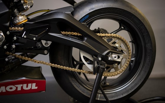 Umgebautes Motorrad Triumph Street Triple 765 R von Triumph Emsland - Hertrampf Racing - Bild 13 Umgebautes Motorrad Triumph Street Triple 765 R von Triumph Emsland - Hertrampf Racing - Bild 13