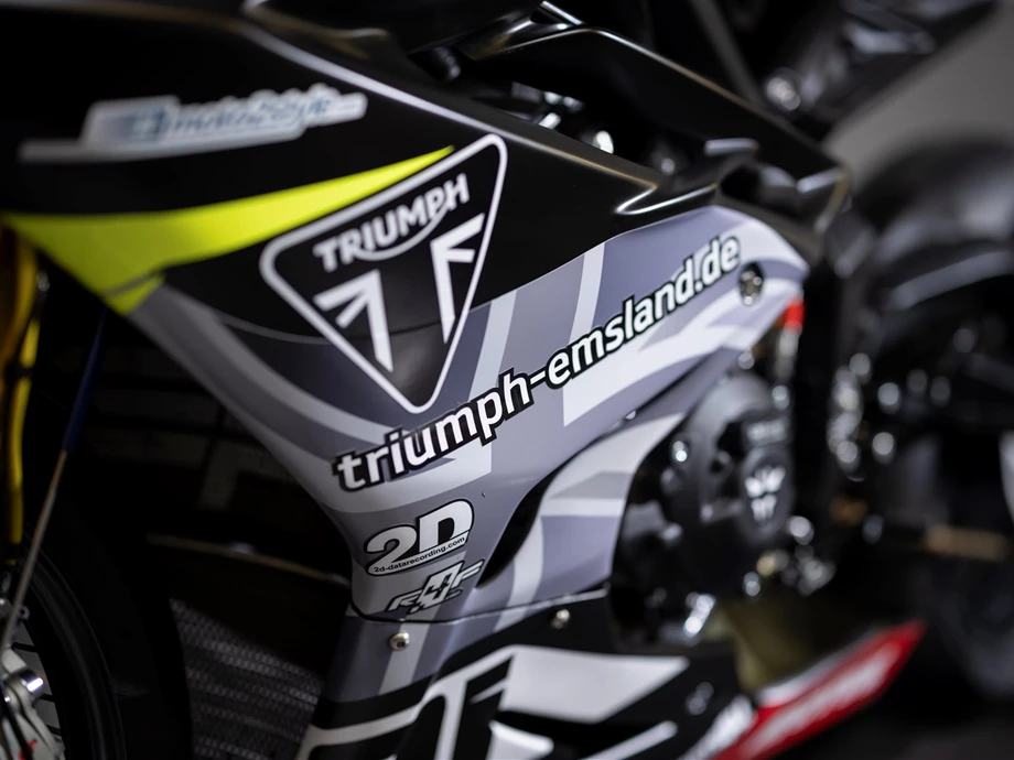 Umbgebautes Motorrad Triumph Street Triple 765 R Bild 21: Umbgebautes Motorrad Triumph Street Triple 765 R