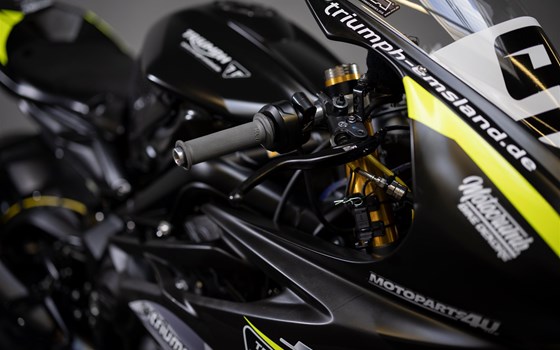 Umgebautes Motorrad Triumph Street Triple 765 R von Triumph Emsland - Hertrampf Racing - Bild 27 Umgebautes Motorrad Triumph Street Triple 765 R von Triumph Emsland - Hertrampf Racing - Bild 27