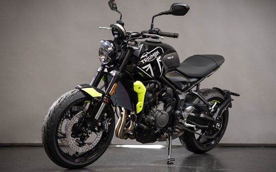 Umgebautes Motorrad Triumph Trident 660 von Triumph Emsland - Hertrampf Racing - Bild 14 Umgebautes Motorrad Triumph Trident 660 von Triumph Emsland - Hertrampf Racing - Bild 14