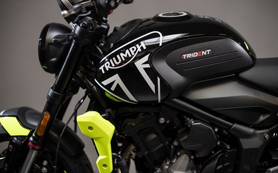 Umgebautes Motorrad Triumph Trident 660 von Triumph Emsland - Hertrampf Racing - Bild 8 Umgebautes Motorrad Triumph Trident 660 von Triumph Emsland - Hertrampf Racing - Bild 8