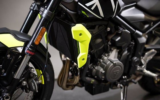 Umgebautes Motorrad Triumph Trident 660 von Triumph Emsland - Hertrampf Racing - Bild 9 Umgebautes Motorrad Triumph Trident 660 von Triumph Emsland - Hertrampf Racing - Bild 9