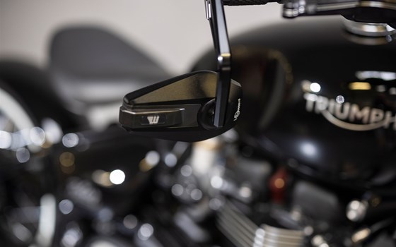 Umgebautes Motorrad Triumph Bonneville Bobber Black von Triumph Emsland - Hertrampf Racing - Bild 25 Umgebautes Motorrad Triumph Bonneville Bobber Black von Triumph Emsland - Hertrampf Racing - Bild 25