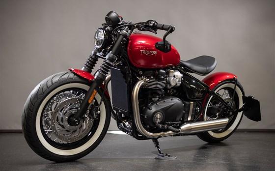 Umgebautes Motorrad Triumph Bonneville Bobber von Triumph Emsland - Hertrampf Racing - Bild 22 Umgebautes Motorrad Triumph Bonneville Bobber von Triumph Emsland - Hertrampf Racing - Bild 22