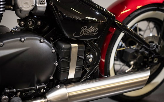 Umgebautes Motorrad Triumph Bonneville Bobber von Triumph Emsland - Hertrampf Racing - Bild 28 Umgebautes Motorrad Triumph Bonneville Bobber von Triumph Emsland - Hertrampf Racing - Bild 28