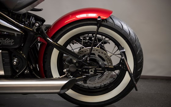 Umgebautes Motorrad Triumph Bonneville Bobber von Triumph Emsland - Hertrampf Racing - Bild 3 Umgebautes Motorrad Triumph Bonneville Bobber von Triumph Emsland - Hertrampf Racing - Bild 3